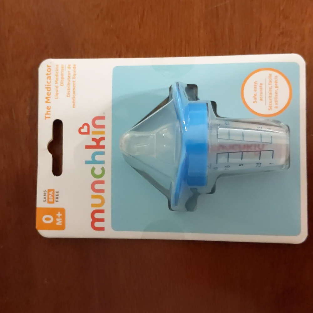 NWT Munchkin The Medicator